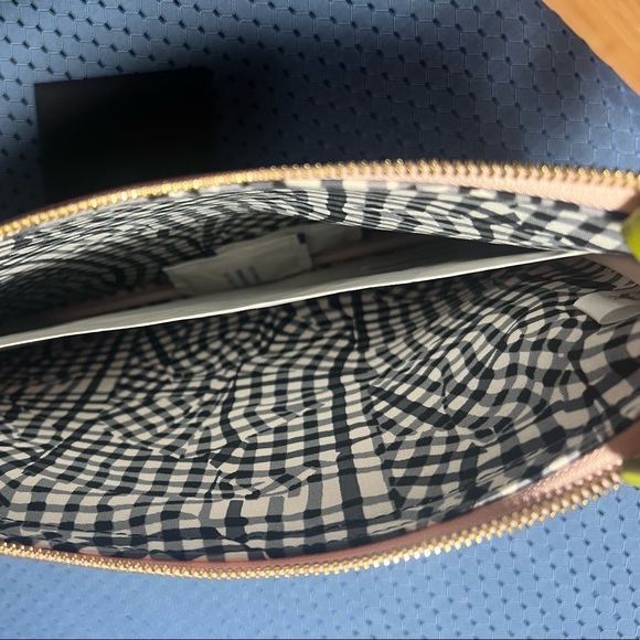 MCM handbag and belt - Picture 3 of 16